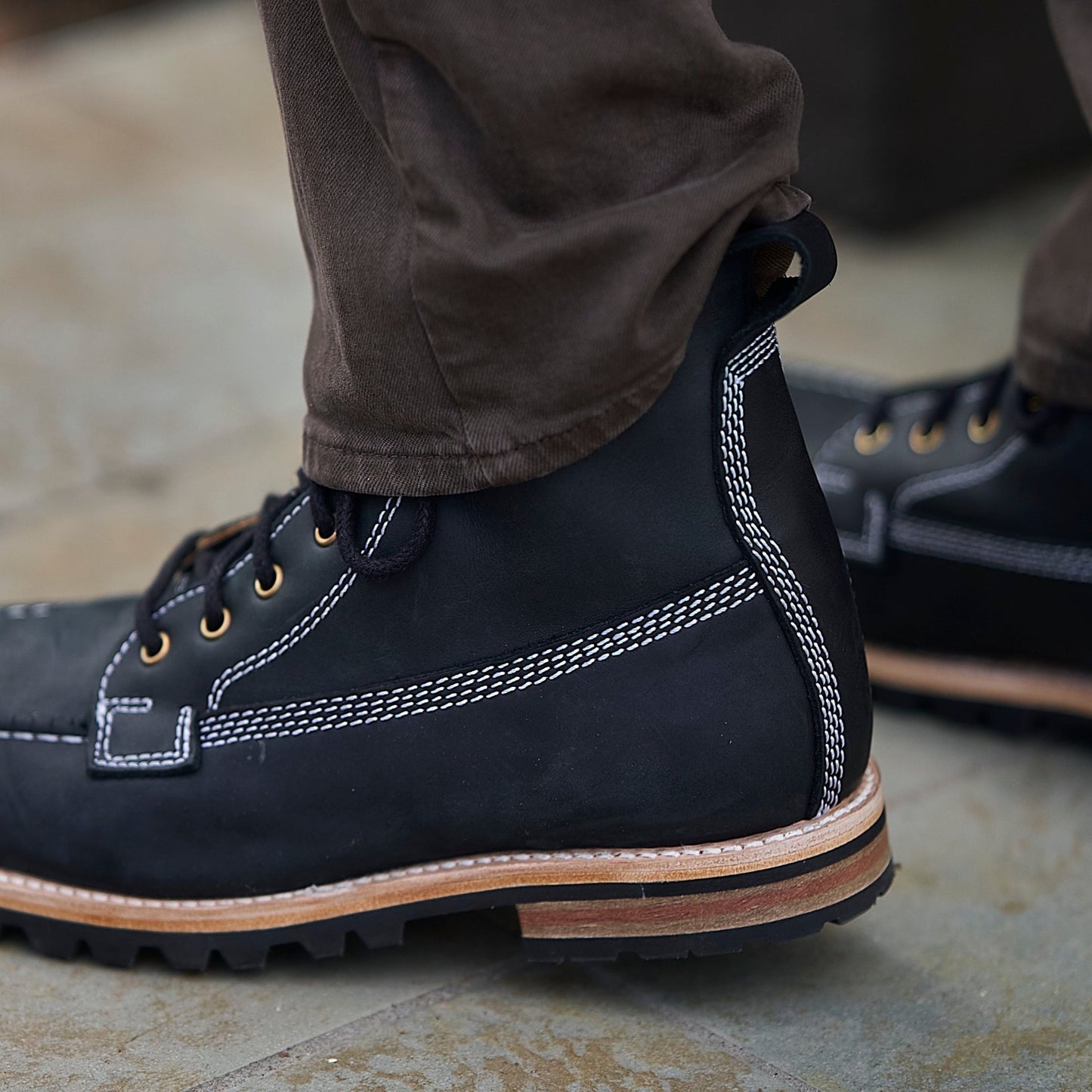 Nomad Heritage - Onyx Ft Vibram Outsoles / Ship in 7-10 Business Days