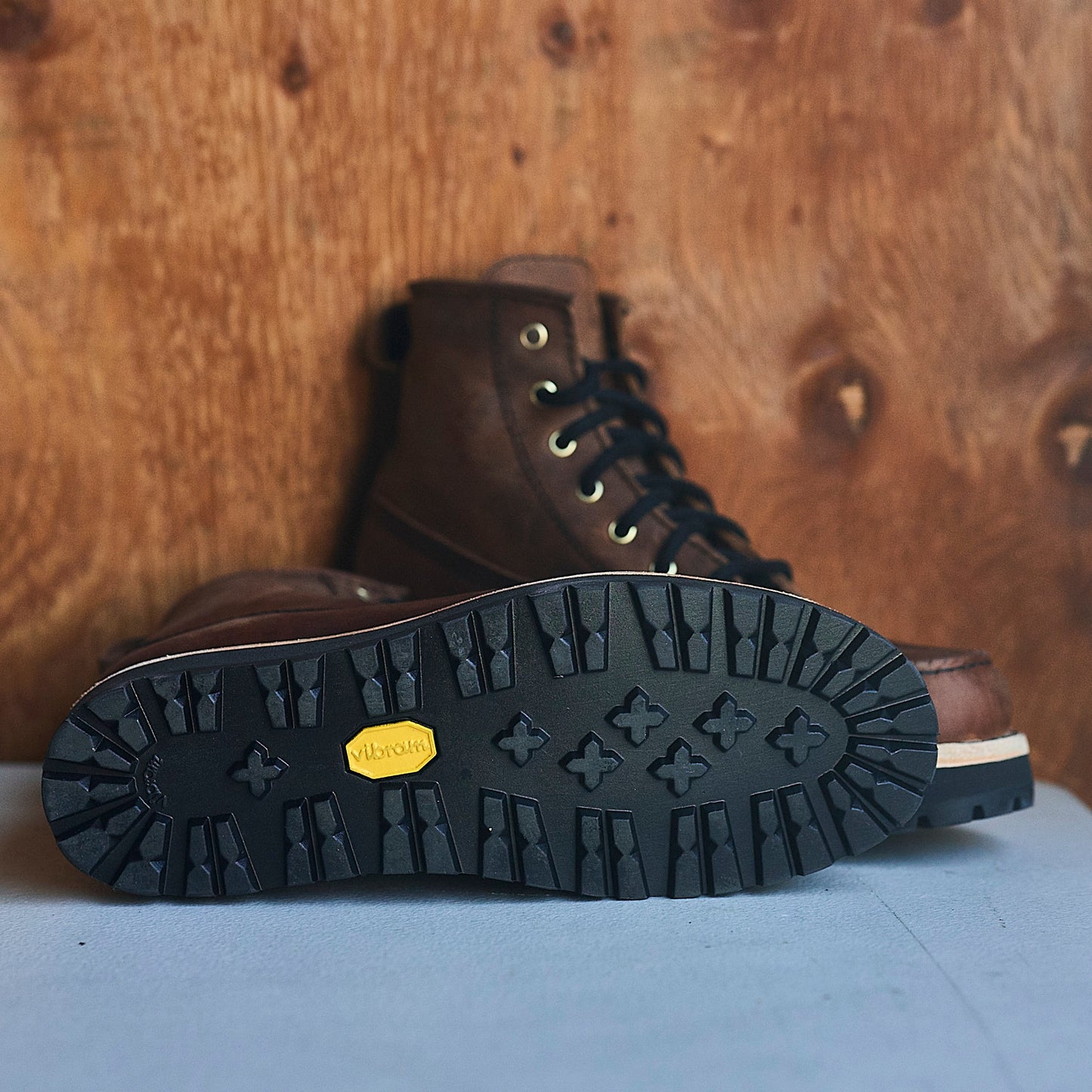 Nomad Heritage - Oiled Dusk Ft. Vibram / Size 8.5