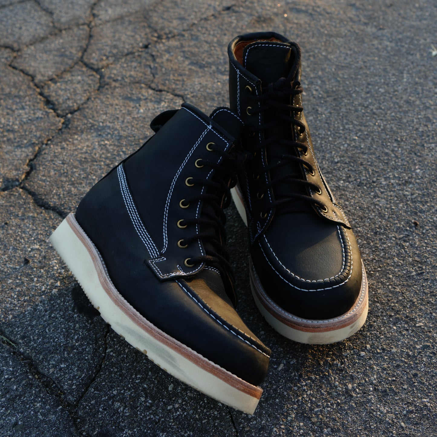 Nomad Heritage - Onyx Soft Toe / Shipped by September 9th